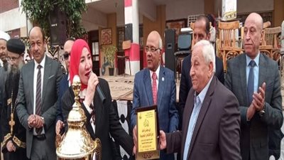 احتفالات وتكريمات بتعليم القناطر الخيرية.. صور