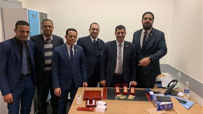 ضبط راكبة بحوزتها ٥ سبائك ذهبية