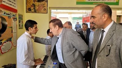 50 الف جنيه من محافظ المنوفية لدعم مدرسة النور للمكفوفين