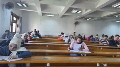 بدء امتحانات الترم الأول لطلاب الدراسات العليا بآداب عين شمس..غداً