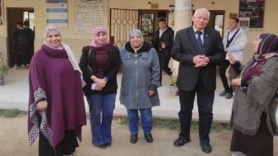 مدير التعليم الفني بالقليوبية يتابع البرنامج التدريبي للجدارات