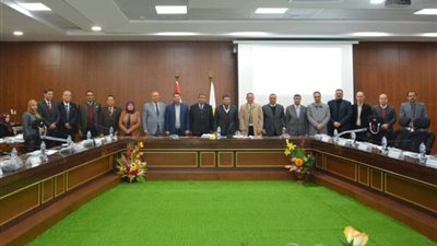 منح 244 باحث درجتي الماجستير والدكتوراة بجامعة دمياط..صور
