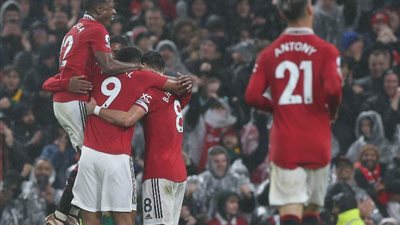 مانشستر يونايتد يفوز على نوتنجهام بثلاثية فى الدوري الإنجليزي