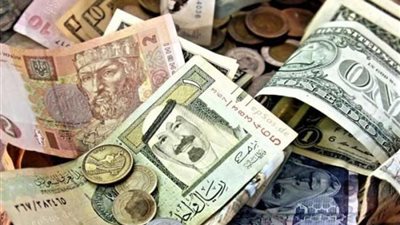 حبس عامل بالشرقية لقيامه بالاتجار فى النقد الأجنبى