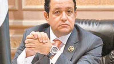 علاء عابد: 