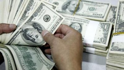 بعد رصد العديد من المخالفات.. ضربة قاصمة للمتلاعبين بالدولار