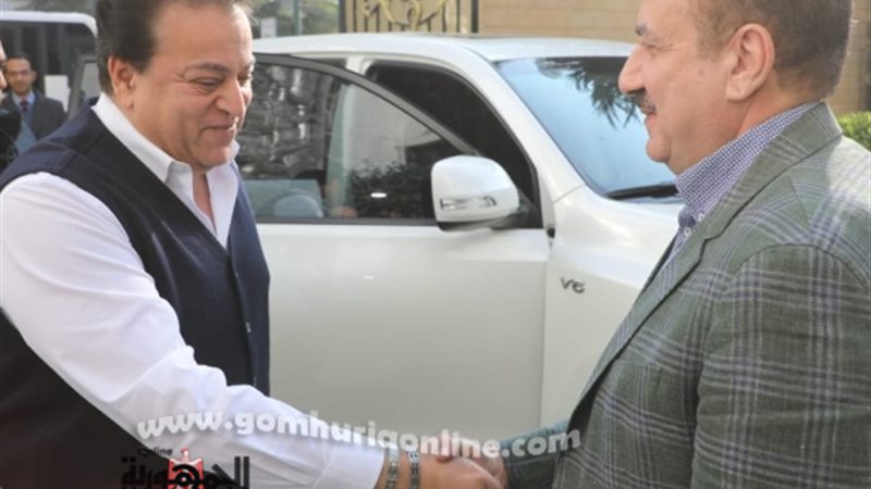 لحظة وصول وزير الصحة