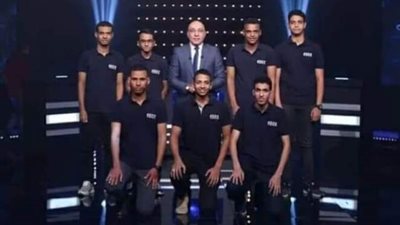 الثانوية بنين تفوز بكأس المركز الأول على فى برنامج العباقرة