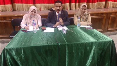 الجيزة تناقش اَخر الاستعدادات لامتحانات نصف العام