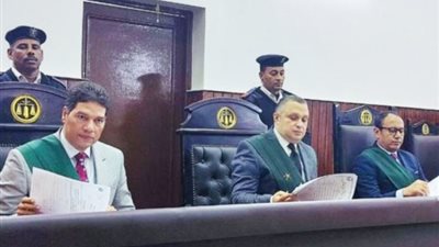 العمدة باع بلدياته لعصابة 
