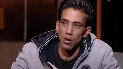 مجدى شطة يبكى على الهواء بعد وفاة ابنه الصغير