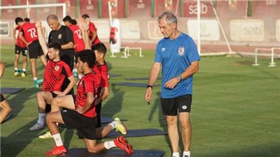 مدافع الأهلي يتحدى كولر ويصمم على الرحيل