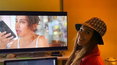 أنا لحبيبي.. ياسمين رئيس تروج لفيلمها الرومانسي الجديد