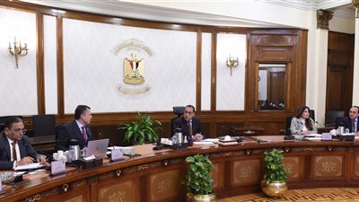 مدبولي يؤكد دعم الدولة لإجراءات السياحة لزيادة عدد السائحين