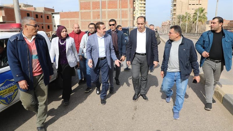 محافظ المنوفية خلال