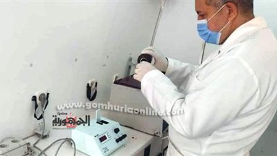 الكشف على ٢٨٩مواطن خلال القافلة الطبية بوحدة المستعمرة بالقصير
