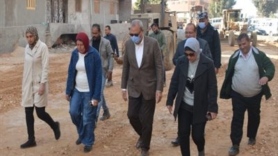 محافظ القليوبية يتفقد المشروعات الجاري تنفيذها بالقناطر الخيرية