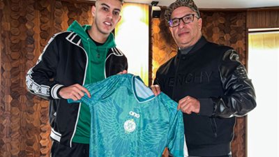 رسميًا .. الرجاء يعلن التعاقد مع زكريا الوردى