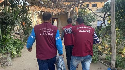 توزيع 300 بطانية على الأسر المستحقة بقرية بالصالحية الجديدة