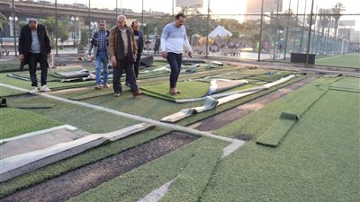 إنشاء ملاعب بادل تنس وتجديد ملاعب الكرة بالتنمية الشبابية بالجزيرة