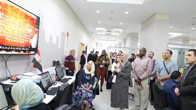 وفد مؤسسة «روز كاستل» البريطانية يطلع على جهود مرصد الأزهر