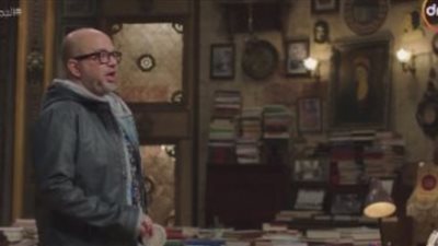 طاهر: اول بطاقة تموين شاهدتها كانت مع رجل بالمكتبة وقام بتجليدها