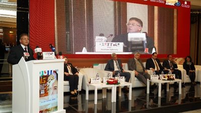 إسماعيل: معايير GAHAR تضمن بناء نظام رعاية صحية متكامل للمرضى