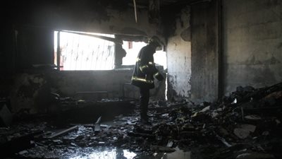 مصرع 10 أشخاص جراء انهيار مبنى سكني في حلب السورية