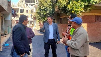 بدء رصف عدد من الشوارع الرئيسية بحي شمال مدينة مطاي