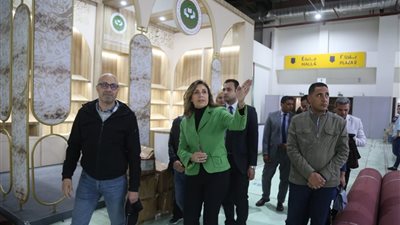 الكيلاني تتفقد التجهيزات النهائية لمعرض القاهرة الدولي للكتاب