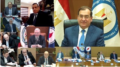 الملا يشيد بجهود 