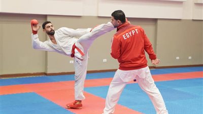 بطل الزهور طه طارق يستعد لخوض بطولة البريمييرليج بالقاهرة