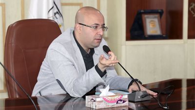 التحقيق في مخالفات إدارية بمركزى ناصر والواسطى
