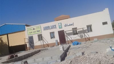 الإنتهاء من وصلات الغاز والفايبر والمجمعات الحكومية بإسنا
