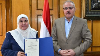 الدكتورة سهير أبو عيشه مديراً عاماً للشئون المالية بجامعة القناة