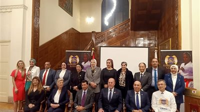 وزير الرياضة يطلق مبادرة Guardian Girls Karate للدفاع عن النفس