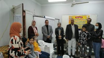 الصبروط يتابع تنفيذ ورش برنامج التعليم المدنى للنشء بالقليوبية