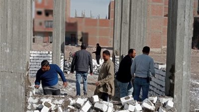 إزالة 8 حالات تعدي بالبناء المخالف بمركز ومدينة المنيا