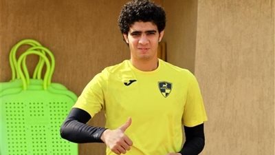السويس يستعير مدافع الأهلى الأسبق