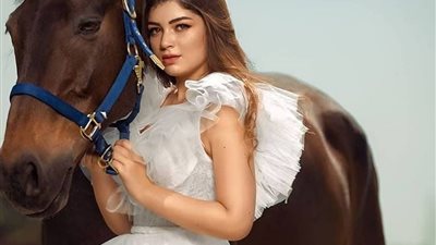 ليلى أحمد زاهر تطرح أول أعمالها الغنائية .. غدا