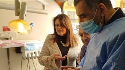 وزيرة الهجرة تتفقد قافلة طبية لأهالى الأسمرات