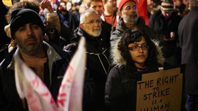 بريطانيا تستعد لأكبرإضراب منذ سنوات بمشاركةمعلمين وموظفين حكوميين