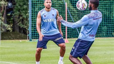 تريزيجيه يقود تشكيل طرابزون سبور أمام أنطاليا بالدورى التركى