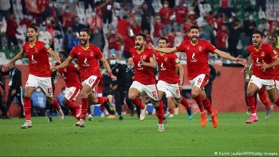 فيفا يعلن طاقم حكام مباراة الأهلي وسياتل فى ربع نهائي المونديال