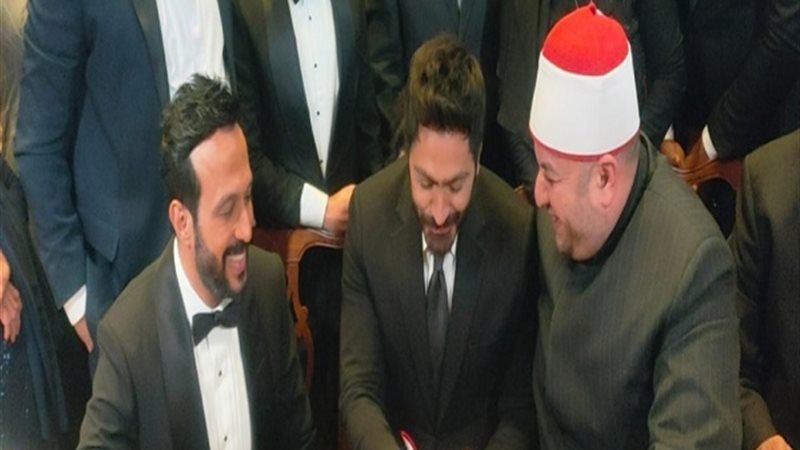 تامر حسني يشهد على
