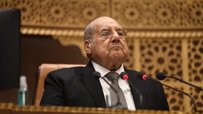 رفع الجلسة العامة للشيوخ و معاودة الانعقاد غدًا الأثنين