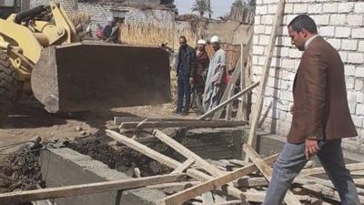 ضبط و إزالة حالات تعدي على ارض زراعيه و رفع ٤٢طن مخلفات بدمشير