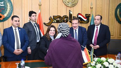 سها جندي تشيد بالتعاون بين وزارة الهجرة وحياة كريمة