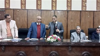 تعليم أسيوط تبدء مقابلات رؤساء ومراقبي لجان إمتحانات الثانوية