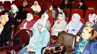 قومى المرأة بالاسماعيلية يناقش اسباب ارتفاع نسبة الطلاق
